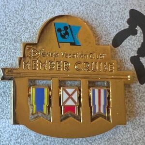 Disney pin. Limited edition